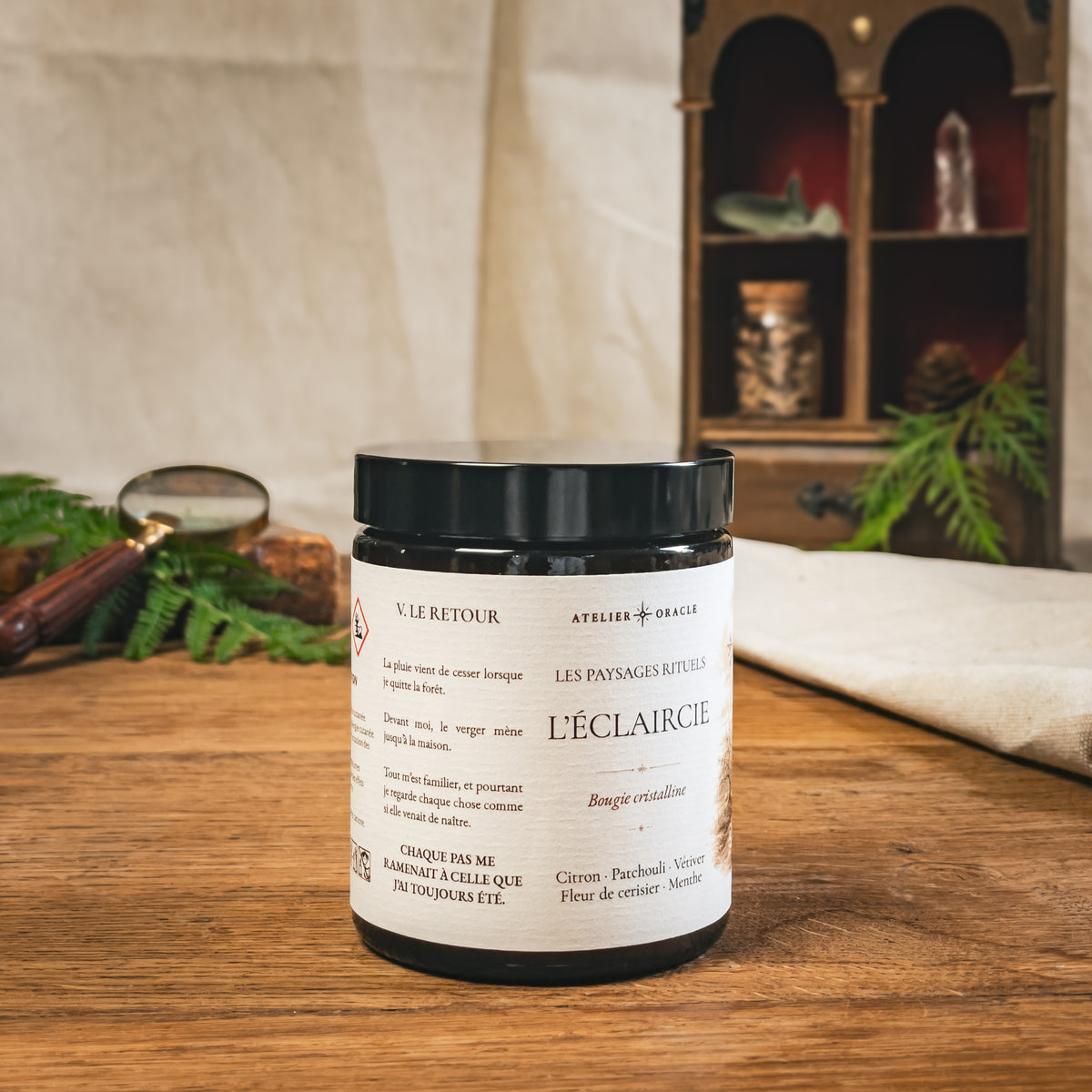 Bougie L'Éclaircie 150 g, vue de dos – Atelier Oracle