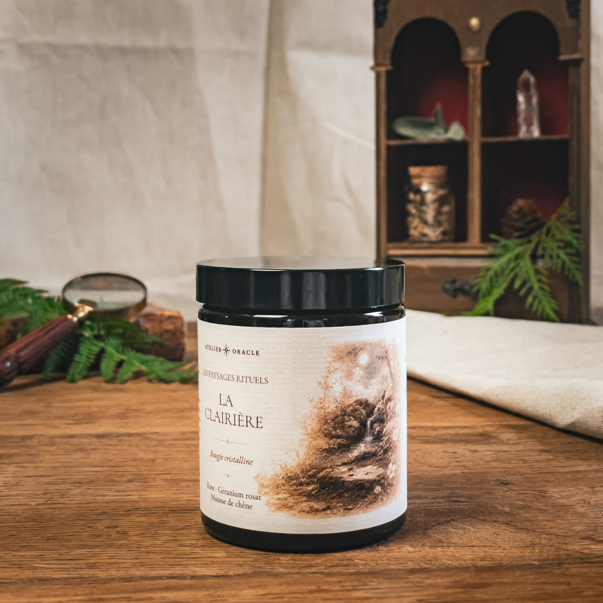 Bougie La Clairière 150 g, vue de dos – Atelier Oracle