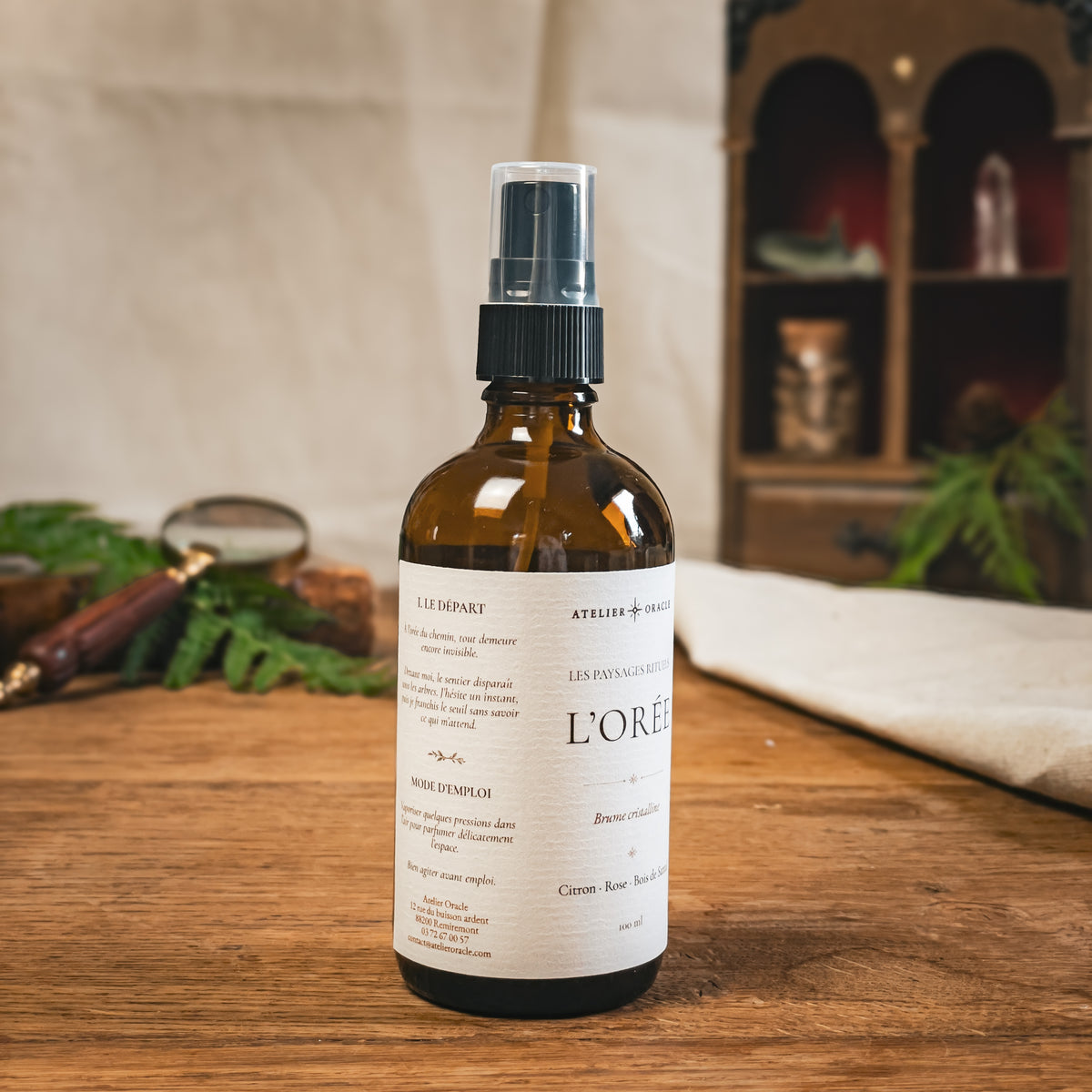 Brume L'Orée 100 ml, vue de côté – Atelier Oracle