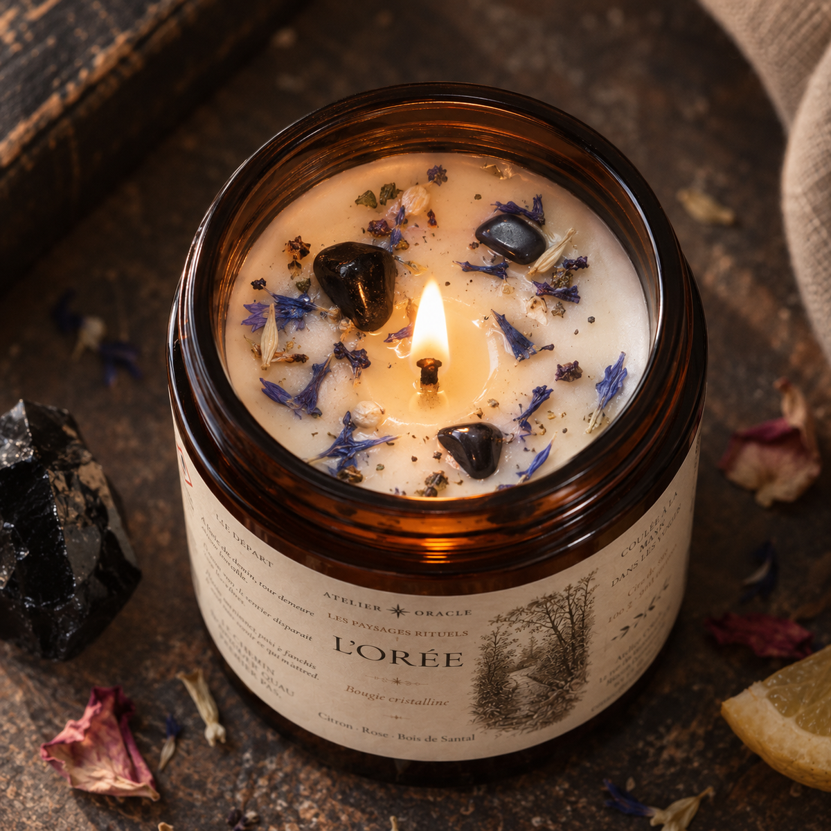 Bougie L’Orée - Citron, bois de santal & rose · Obsidienne noire